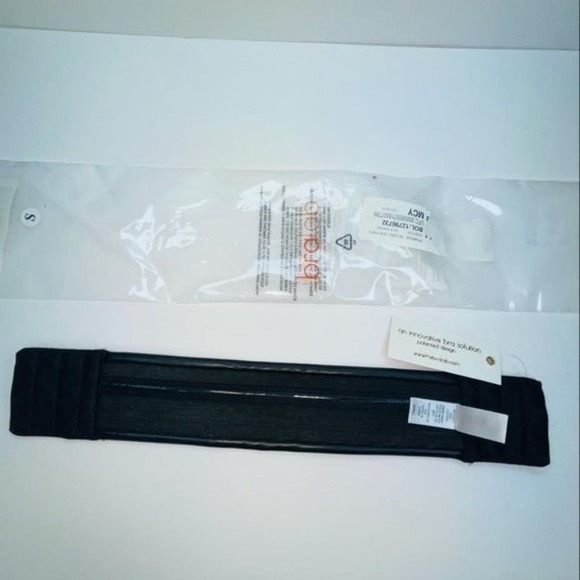 THE BRA LAB "Prague Vegan Leather" Multiway, Interchangeable Back Strap - Picture 6 of 9